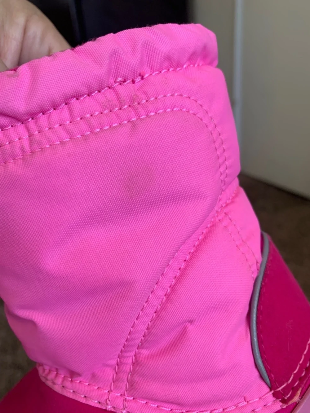 Crocs Two tone Pink Snow Boots Girls Sz.9 Play Fall Winter Shoes Outwear